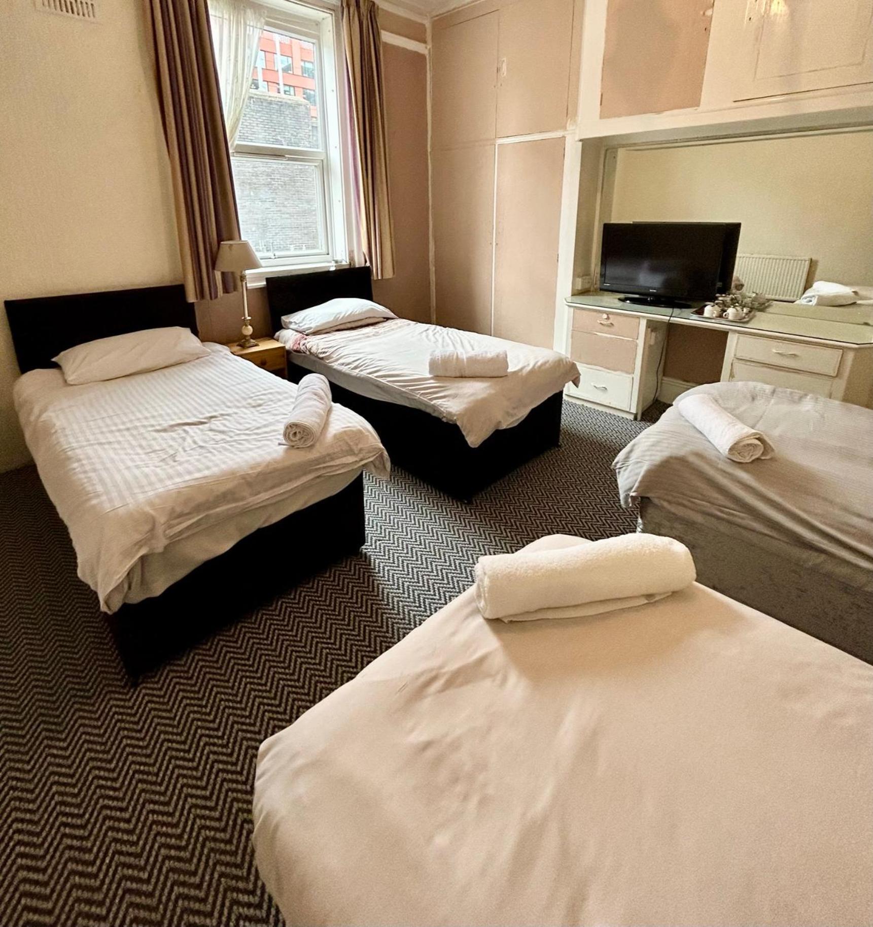 The Egerton Arms Hotel Salford ซัลฟอร์ด ภายนอก รูปภาพ